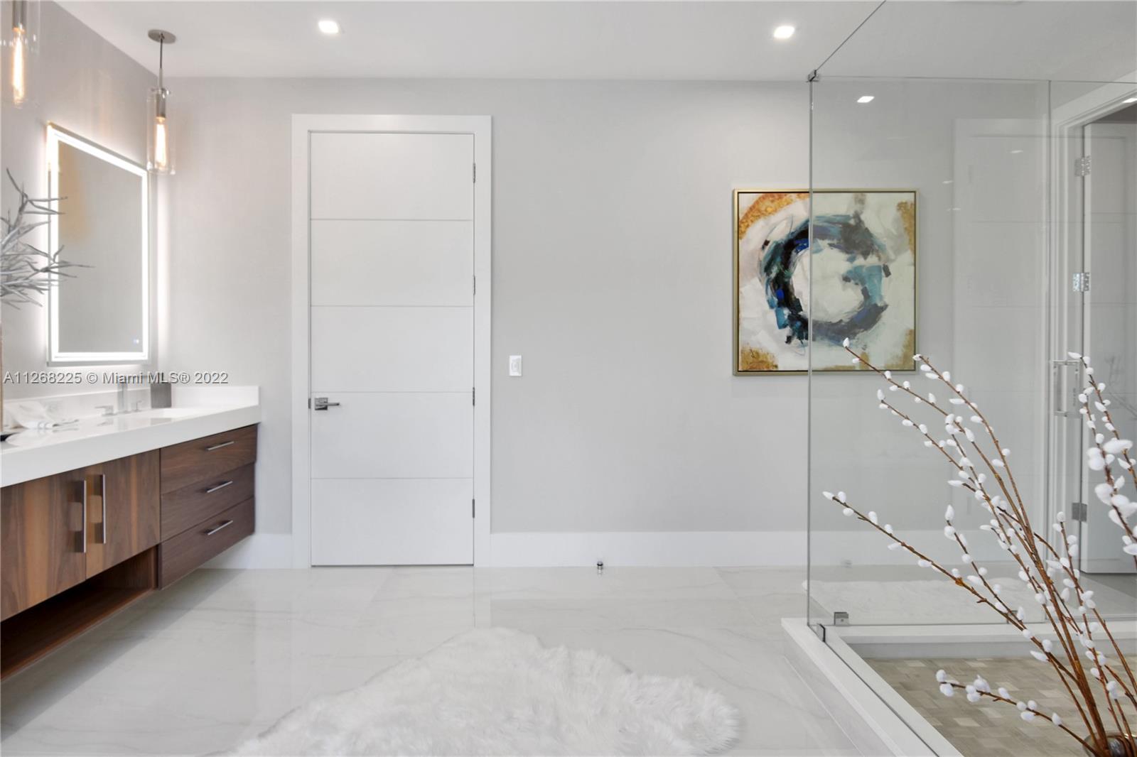 BOCA HARBOUR 4TH SEC - Residential