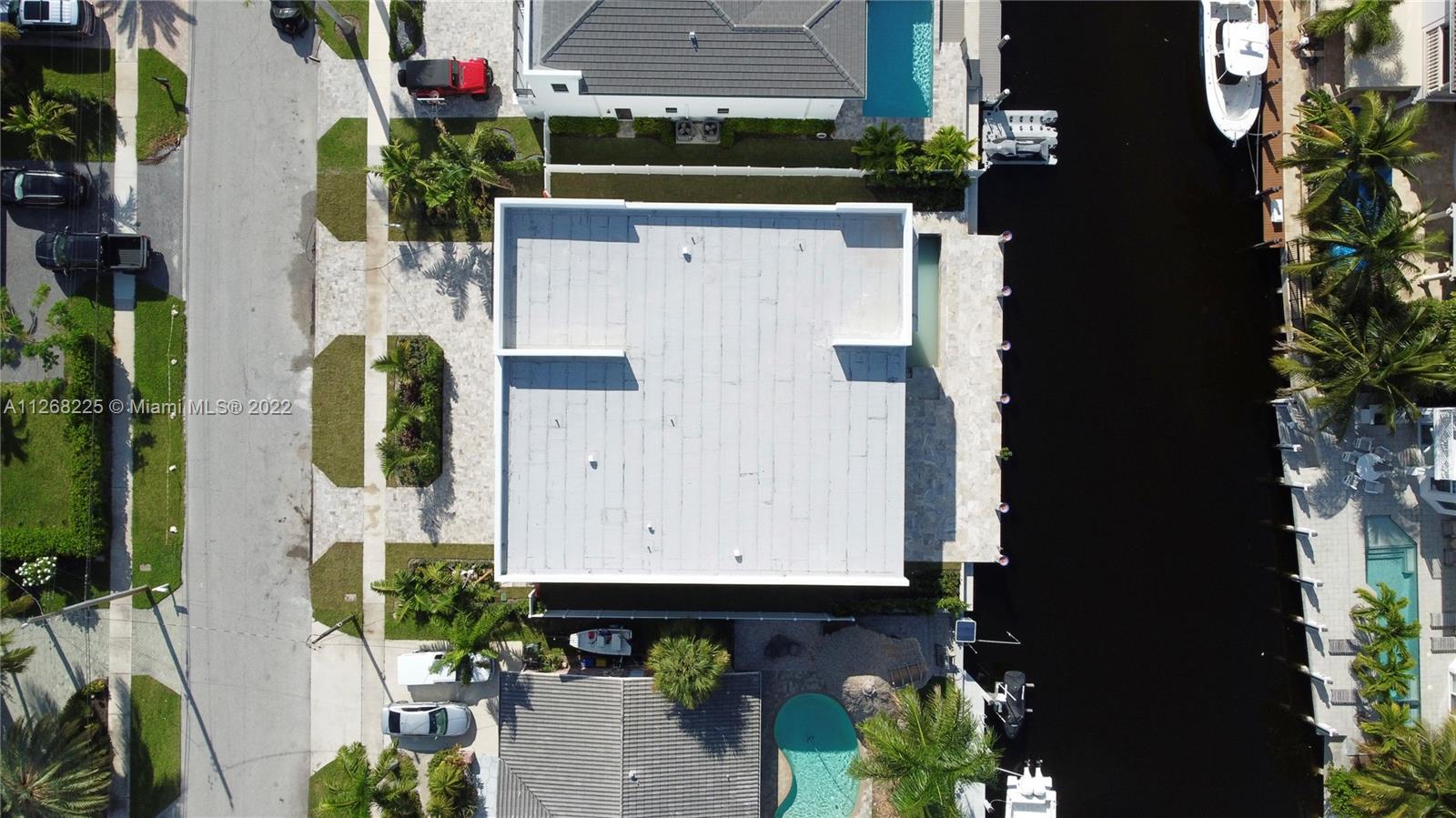 BOCA HARBOUR 4TH SEC - Residential