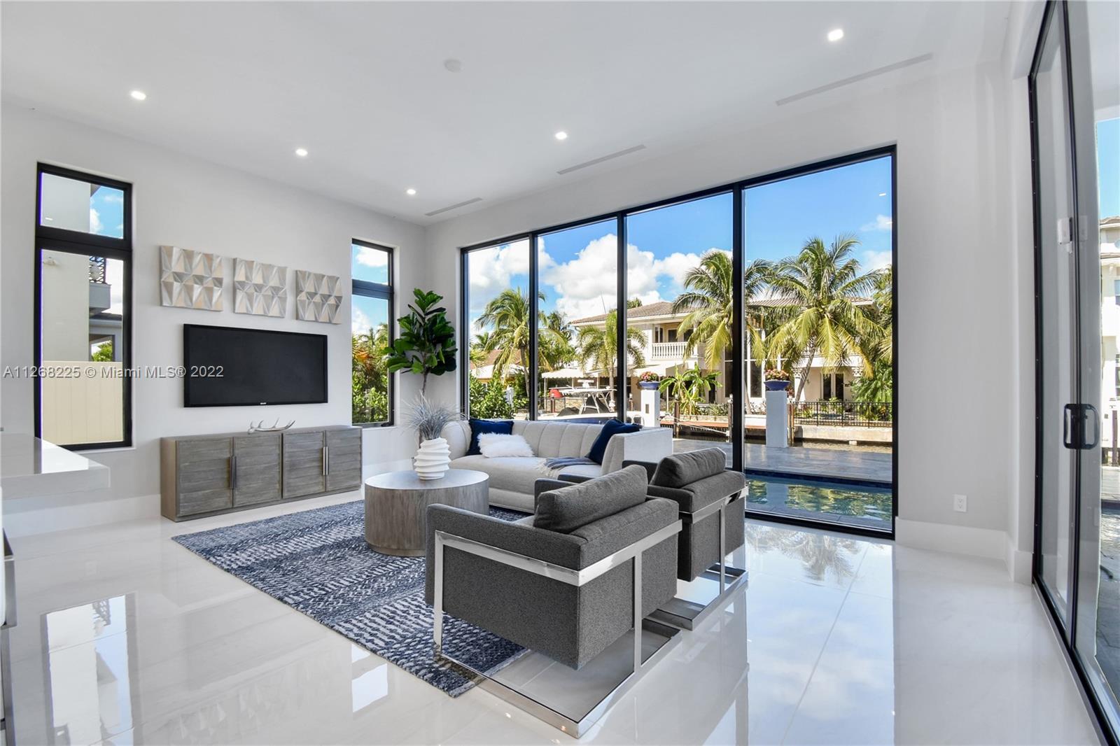 BOCA HARBOUR 4TH SEC - Residential