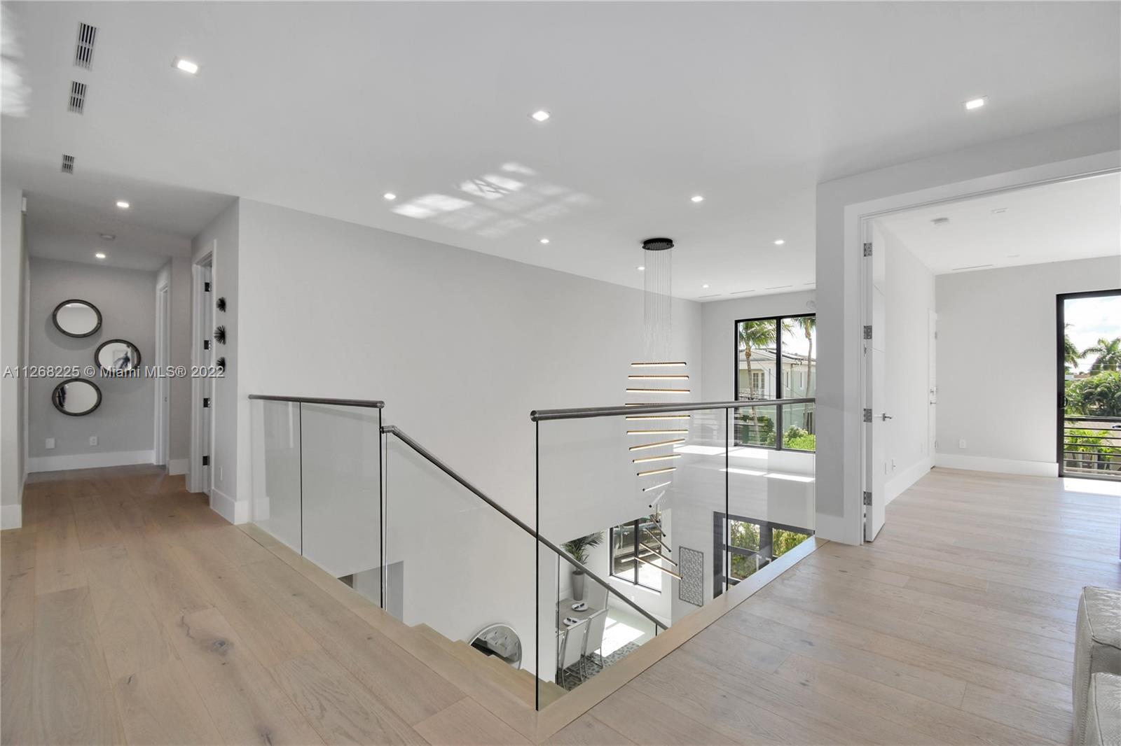 BOCA HARBOUR 4TH SEC - Residential