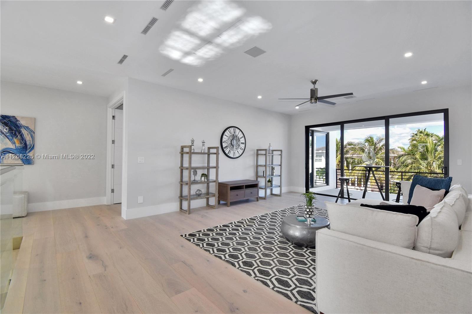 BOCA HARBOUR 4TH SEC - Residential