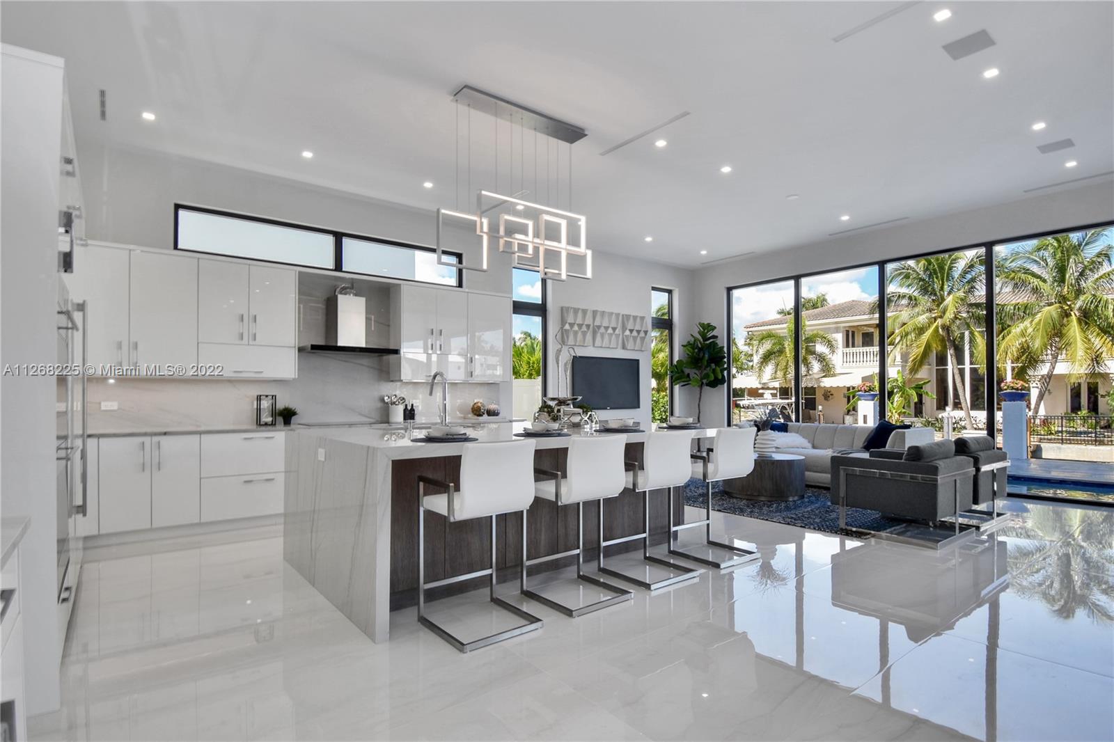 BOCA HARBOUR 4TH SEC - Residential