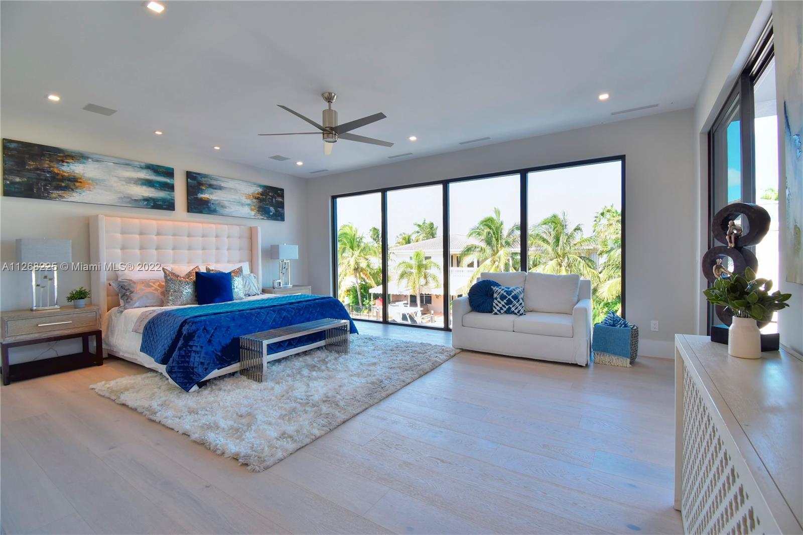 BOCA HARBOUR 4TH SEC - Residential