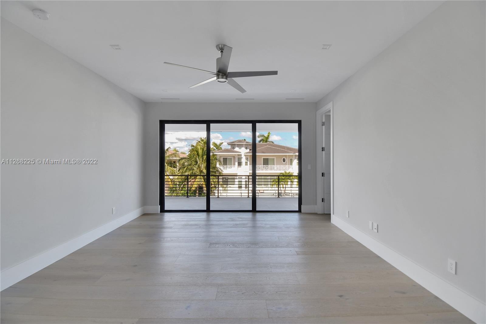 BOCA HARBOUR 4TH SEC - Residential