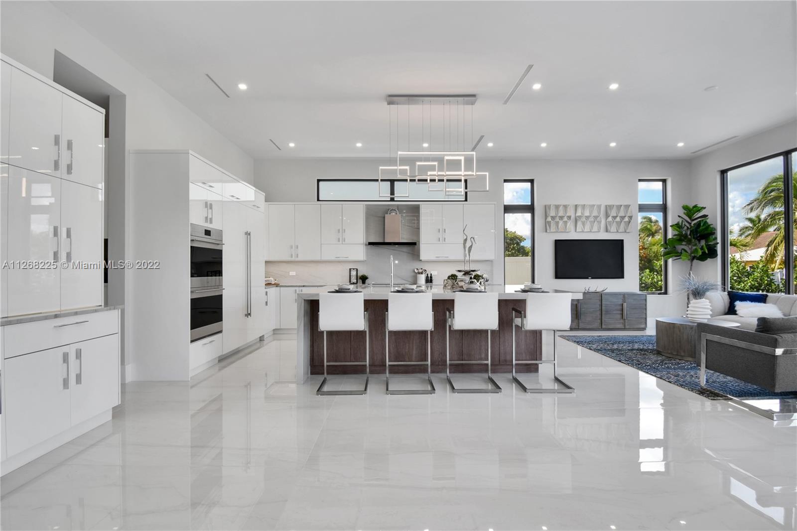 BOCA HARBOUR 4TH SEC - Residential