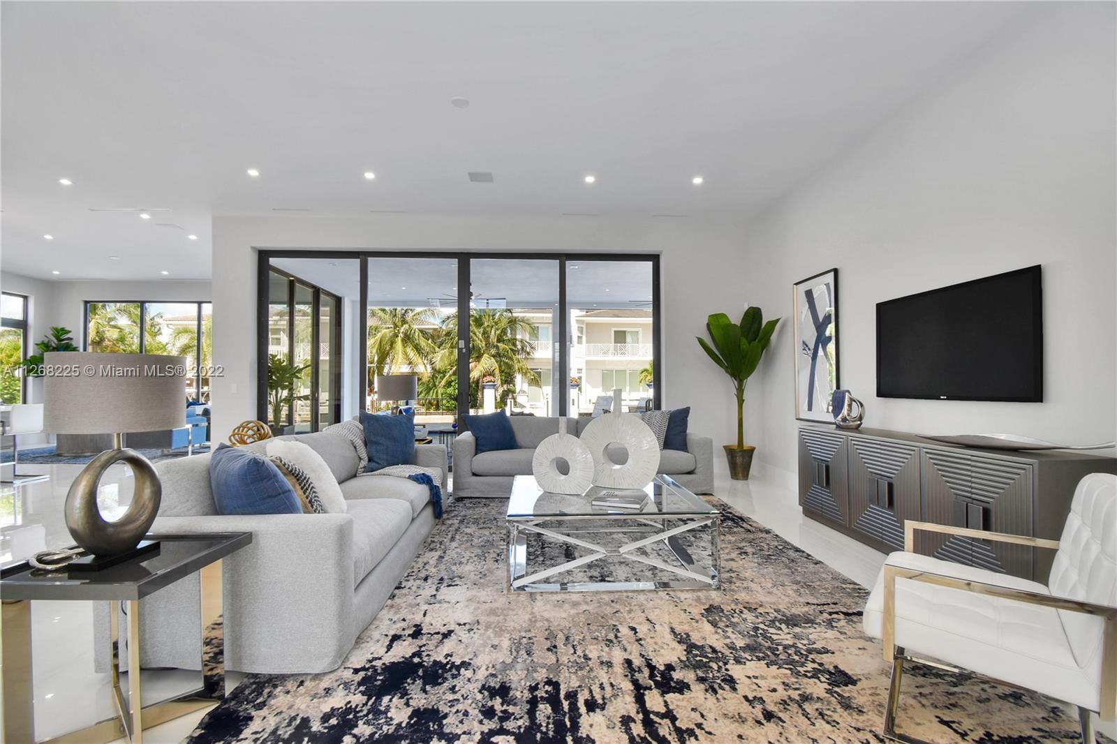 BOCA HARBOUR 4TH SEC - Residential