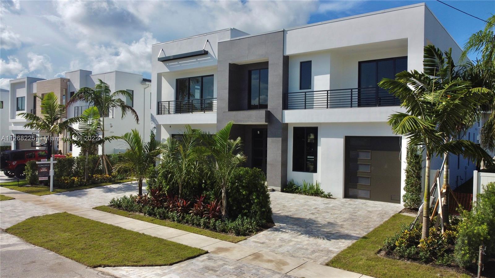 BOCA HARBOUR 4TH SEC - Residential