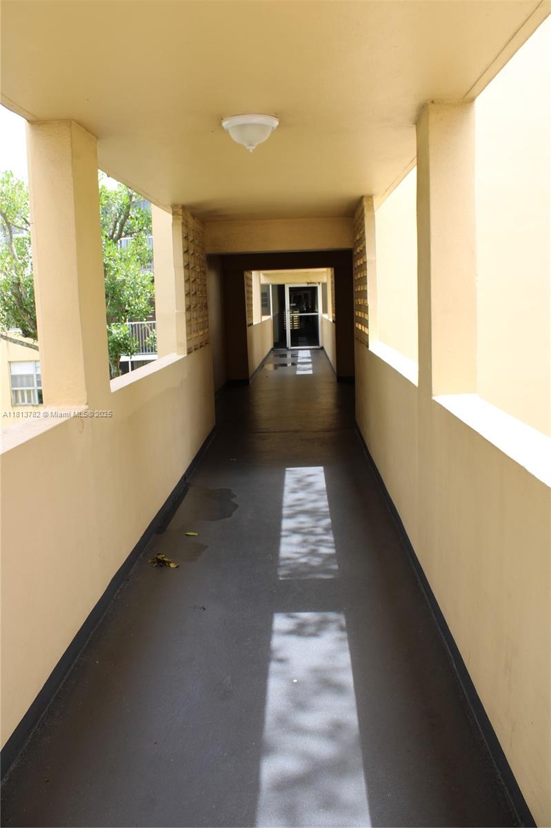 LAKE PARK CONDO NO 1 - BL - Residential