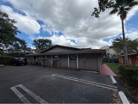 3775 NW 116th Ter Coral Springs FL 33065