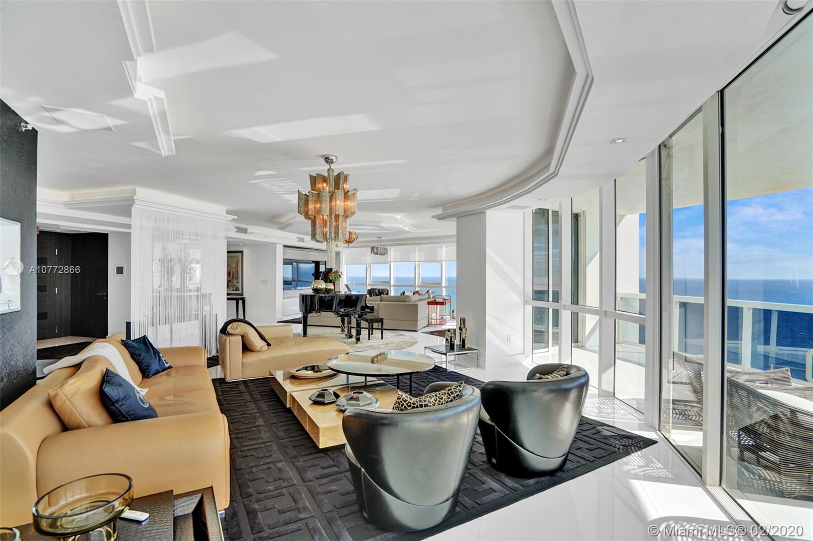 TRUMP ROYALE CONDO - Residential