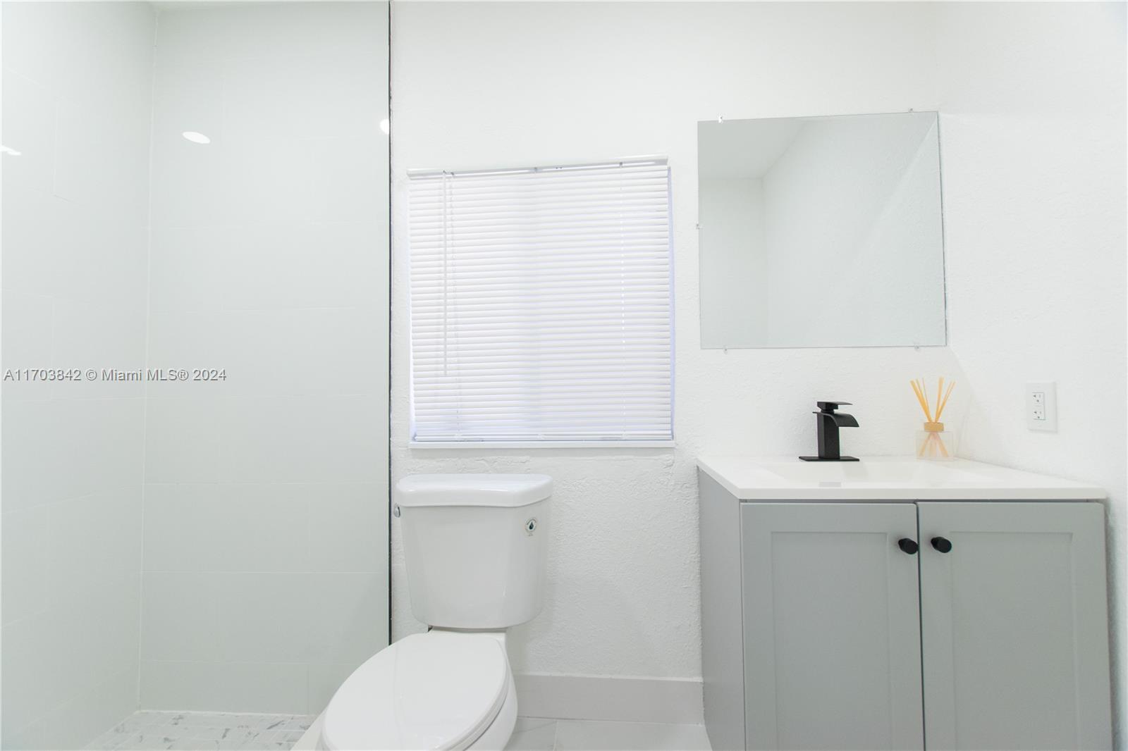 FULFORD HIGHLANDS - Residential