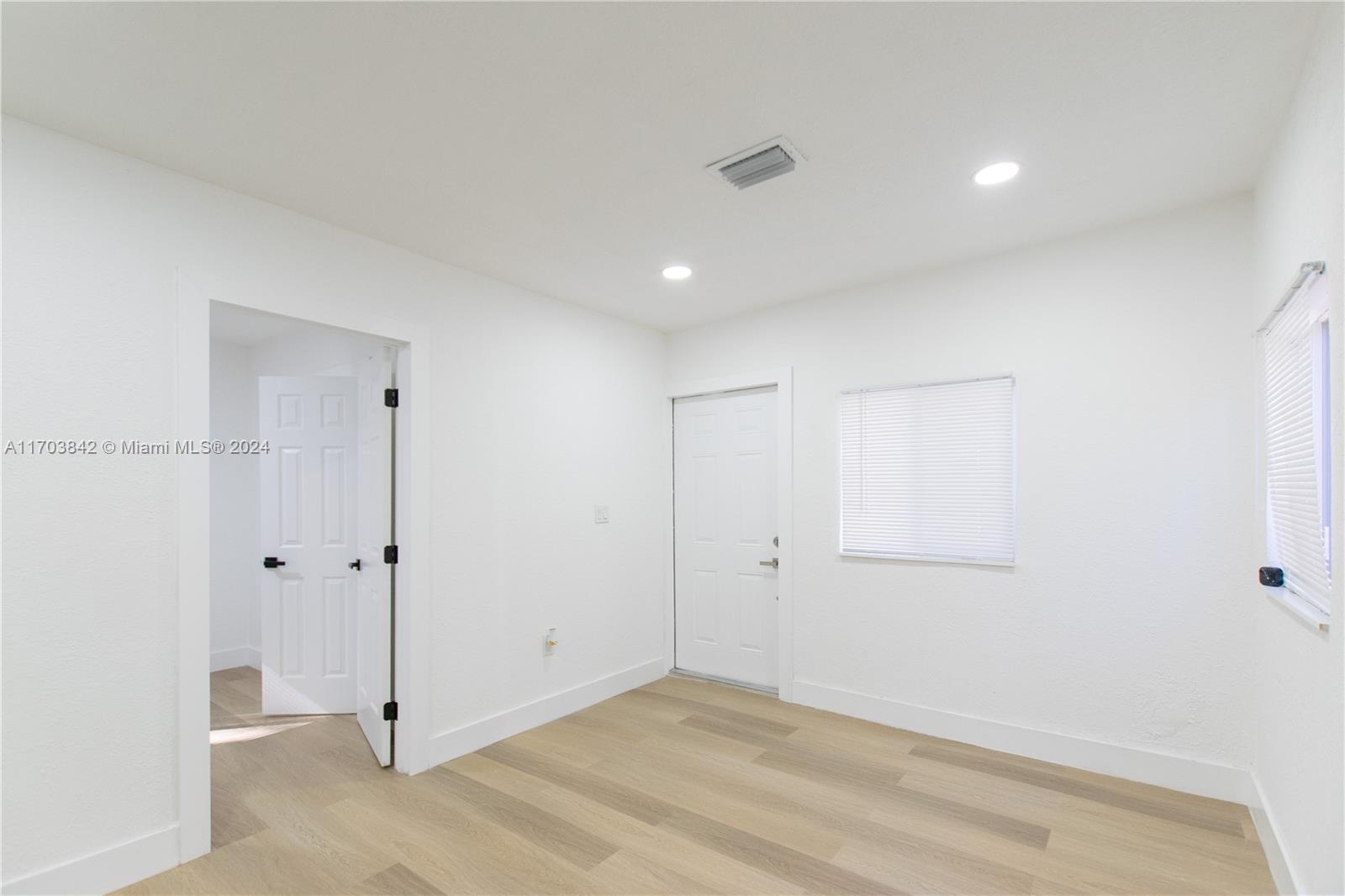 FULFORD HIGHLANDS - Residential