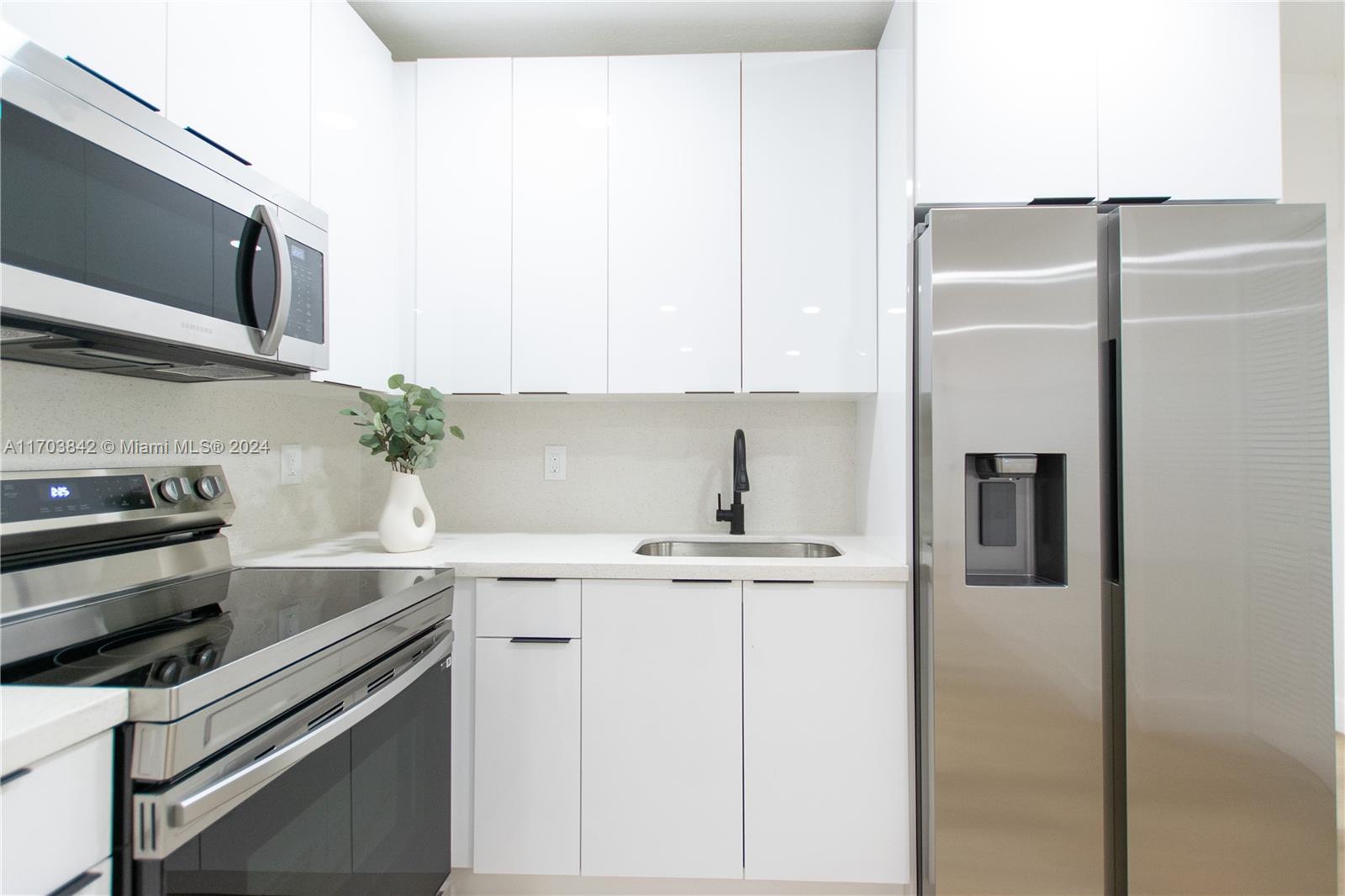 FULFORD HIGHLANDS - Residential
