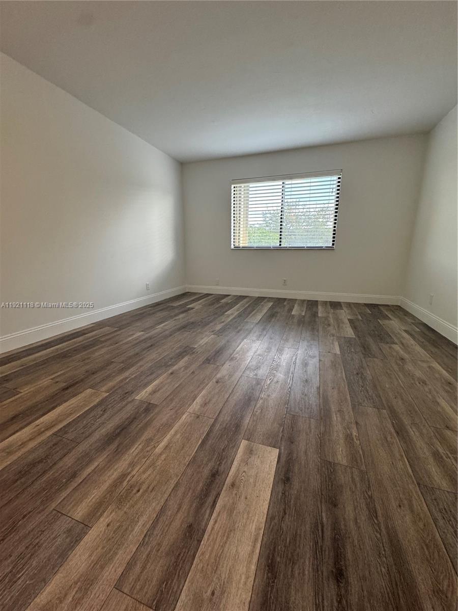 RACQUET CLUB APARTMENTS A - Residential