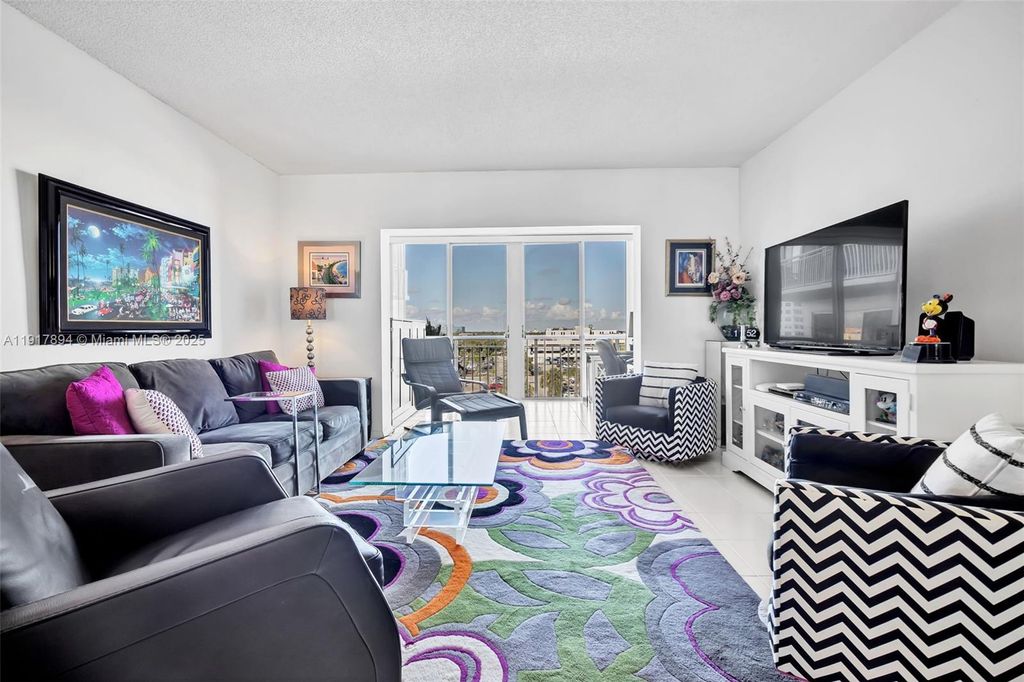 Photo of 3800 Hillcrest Dr #709, Hollywood, FL 33021 (MLS # A11917894)