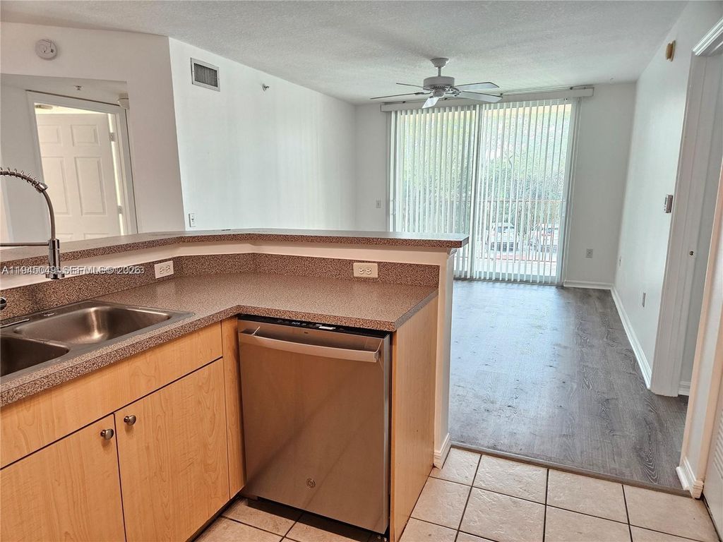 Photo of 1113 Villa Ln #1113, Boynton Beach, FL 33435 (MLS # A11945049)