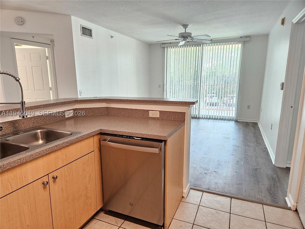 Photo of 1113 Villa Ln #1113, Boynton Beach, FL 33435 (MLS # A11945049)