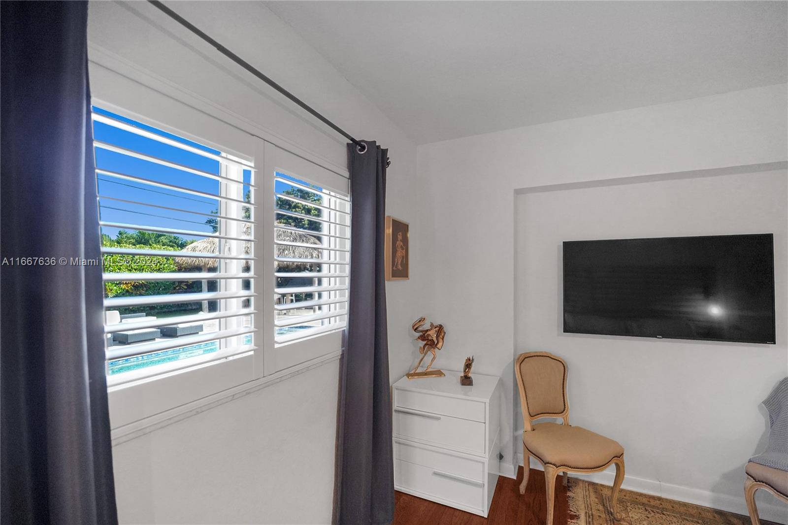 COUNTRY CLUB VILLAGE SEC - Residential