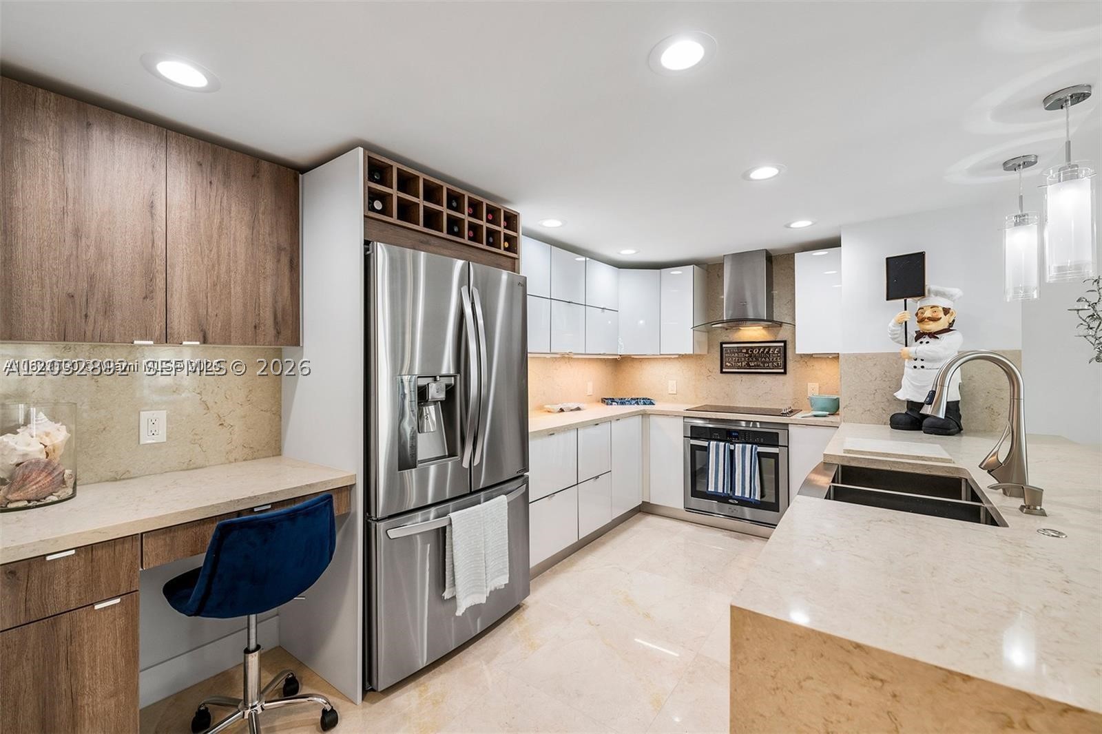 1149 Hillsboro Mile 608