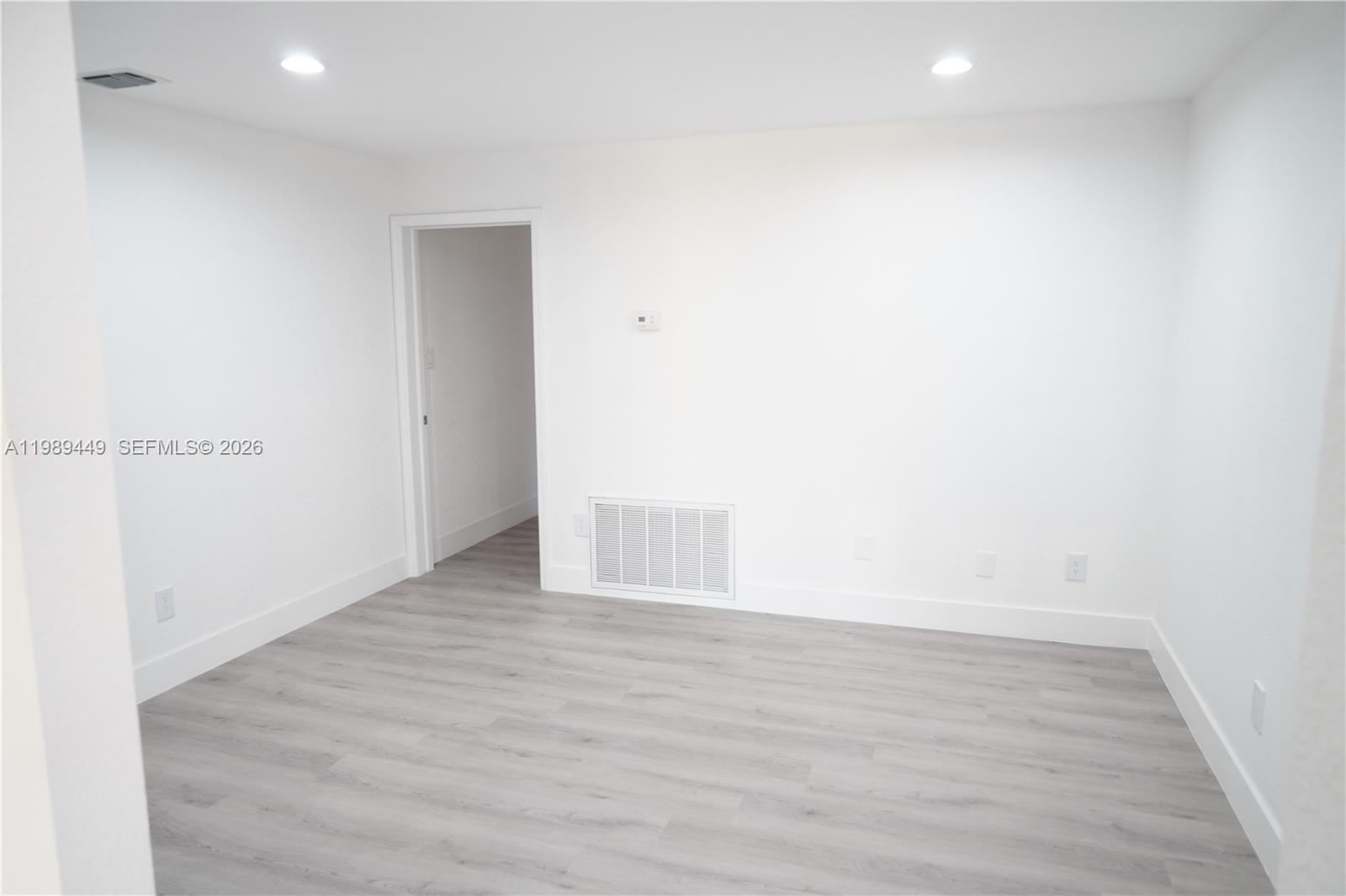 CHARLOTTE - Residential