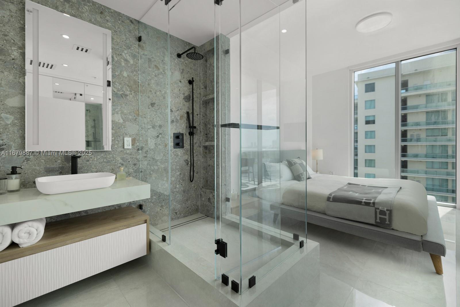 ELOQUENCE ON THE BAY COND - Residential