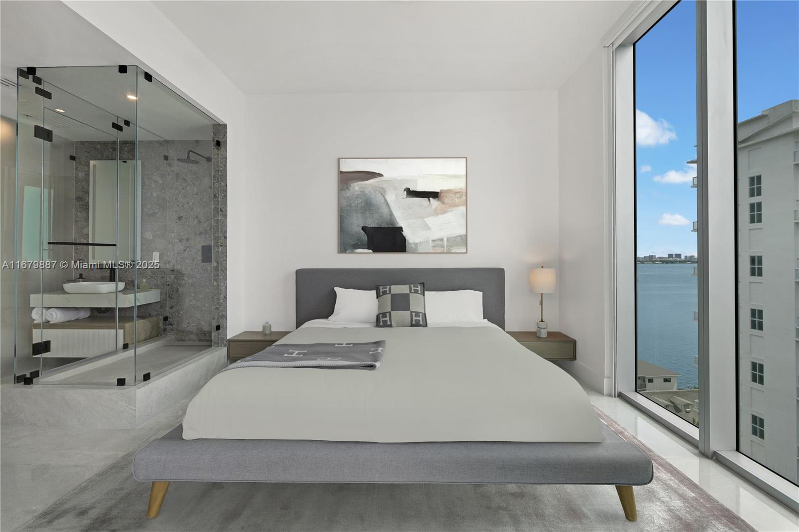 ELOQUENCE ON THE BAY COND - Residential