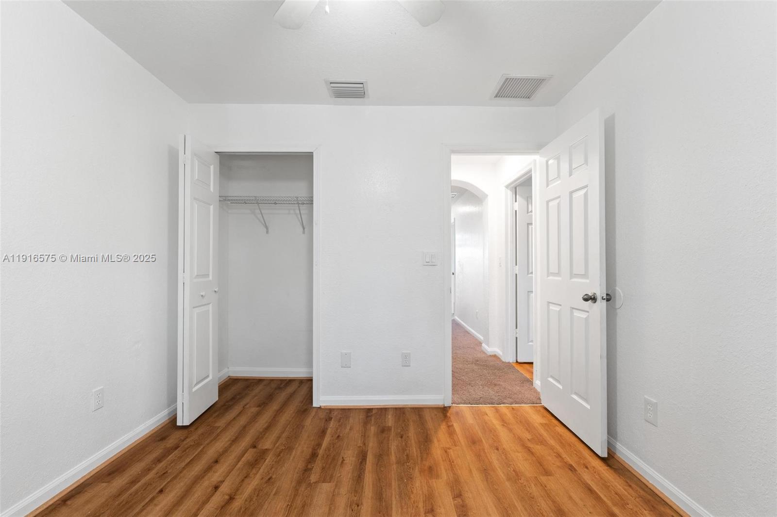 SHOMA TOWNHOMES AT KEYSCO - Residential