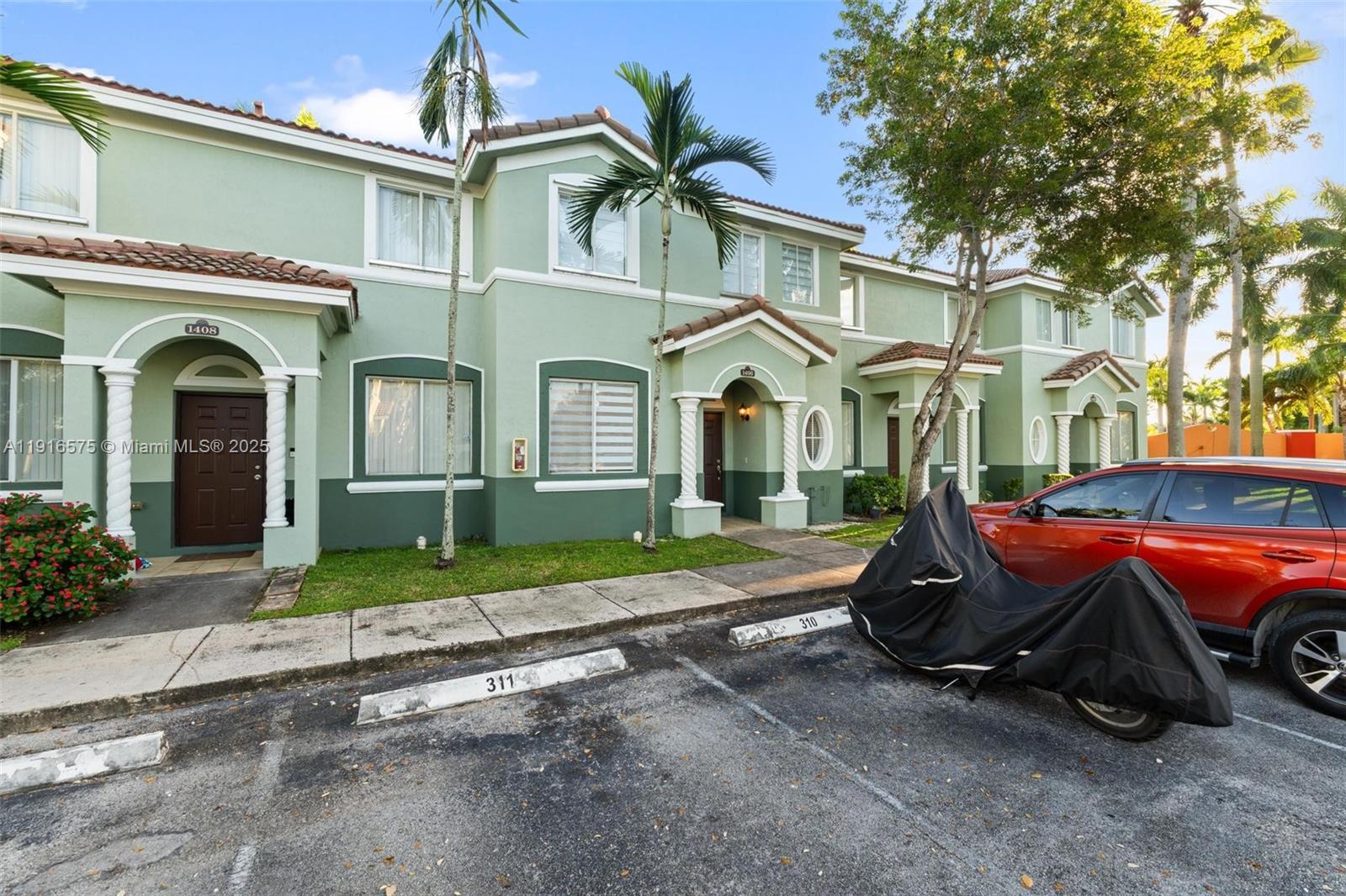 SHOMA TOWNHOMES AT KEYSCO - Residential