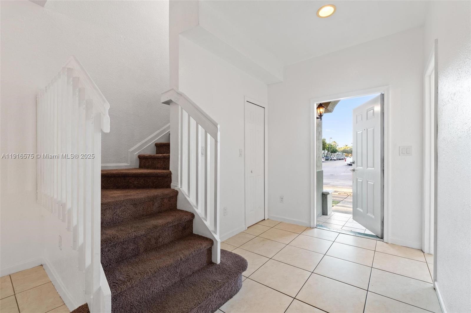 SHOMA TOWNHOMES AT KEYSCO - Residential