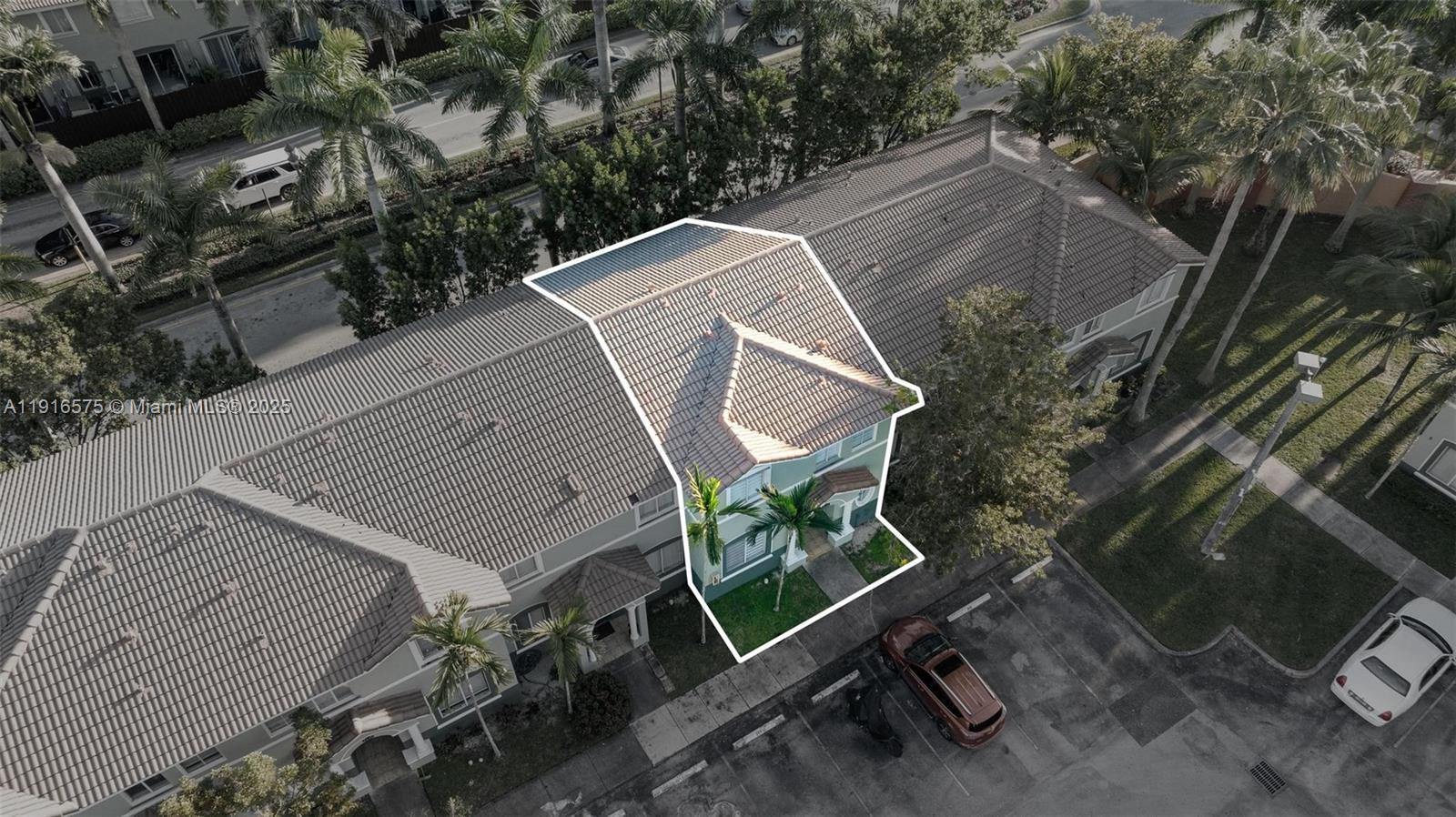 SHOMA TOWNHOMES AT KEYSCO - Residential