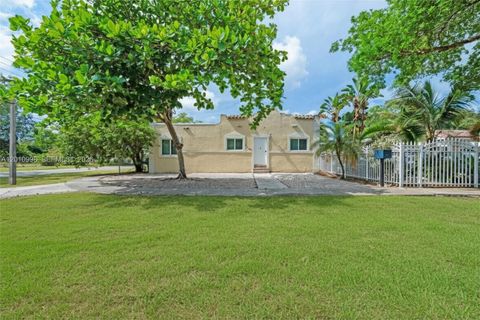 1199 NW 121st St North Miami FL 33168
