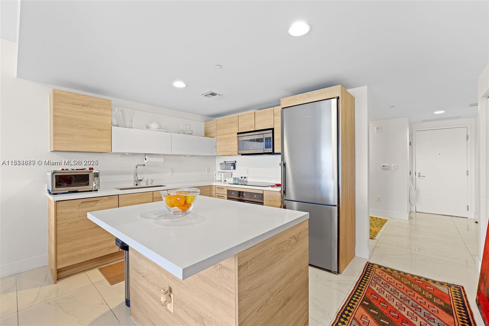 THE HARBOUR SOUTH CONDO - Residential Lease