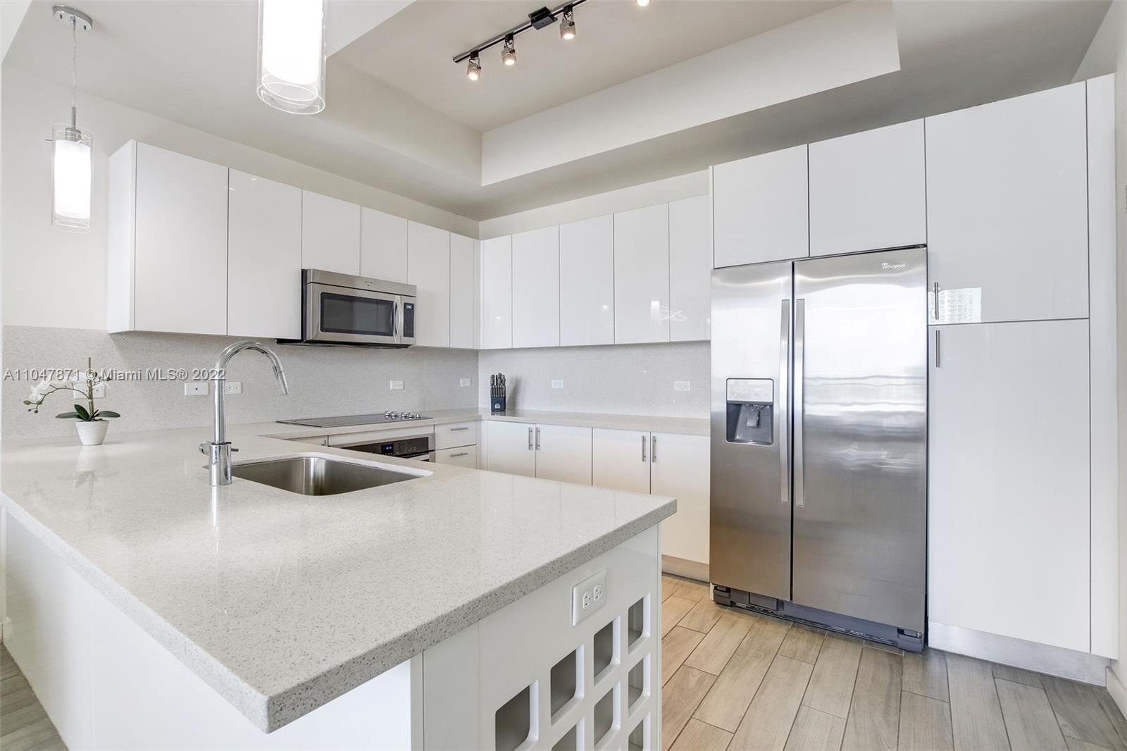 NINE AT MARY BRICKELL VIL - Residential