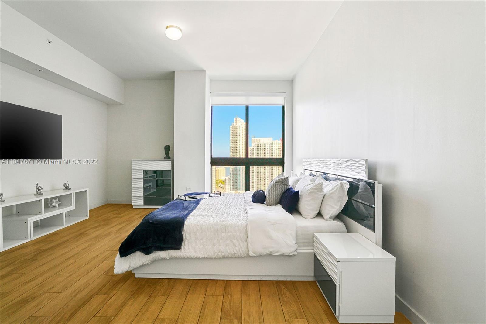 NINE AT MARY BRICKELL VIL - Residential