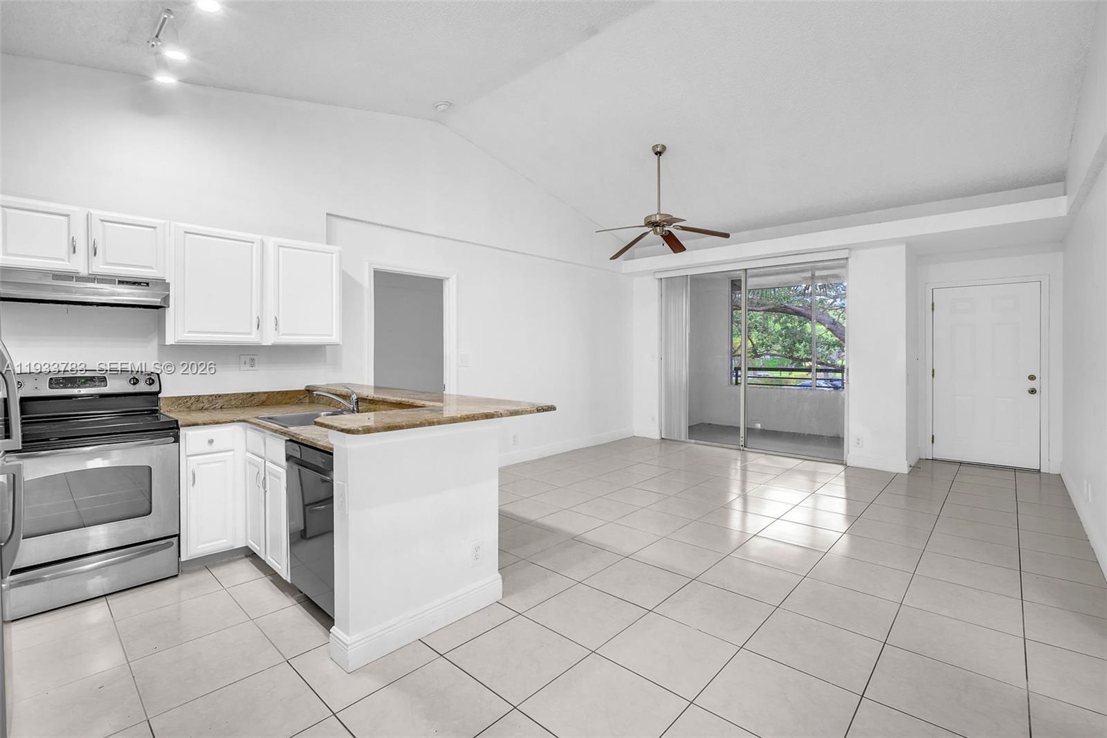 COCO PARC CONDO - Residential