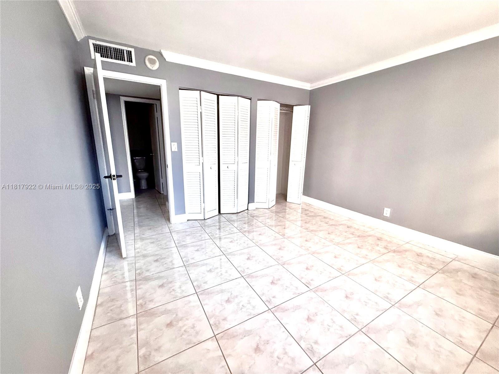 IMPERIAL TOWERS CONDO - Residential