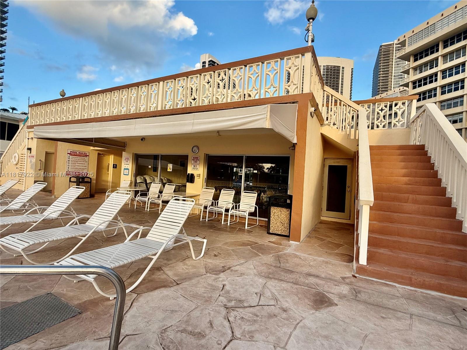 IMPERIAL TOWERS CONDO - Residential