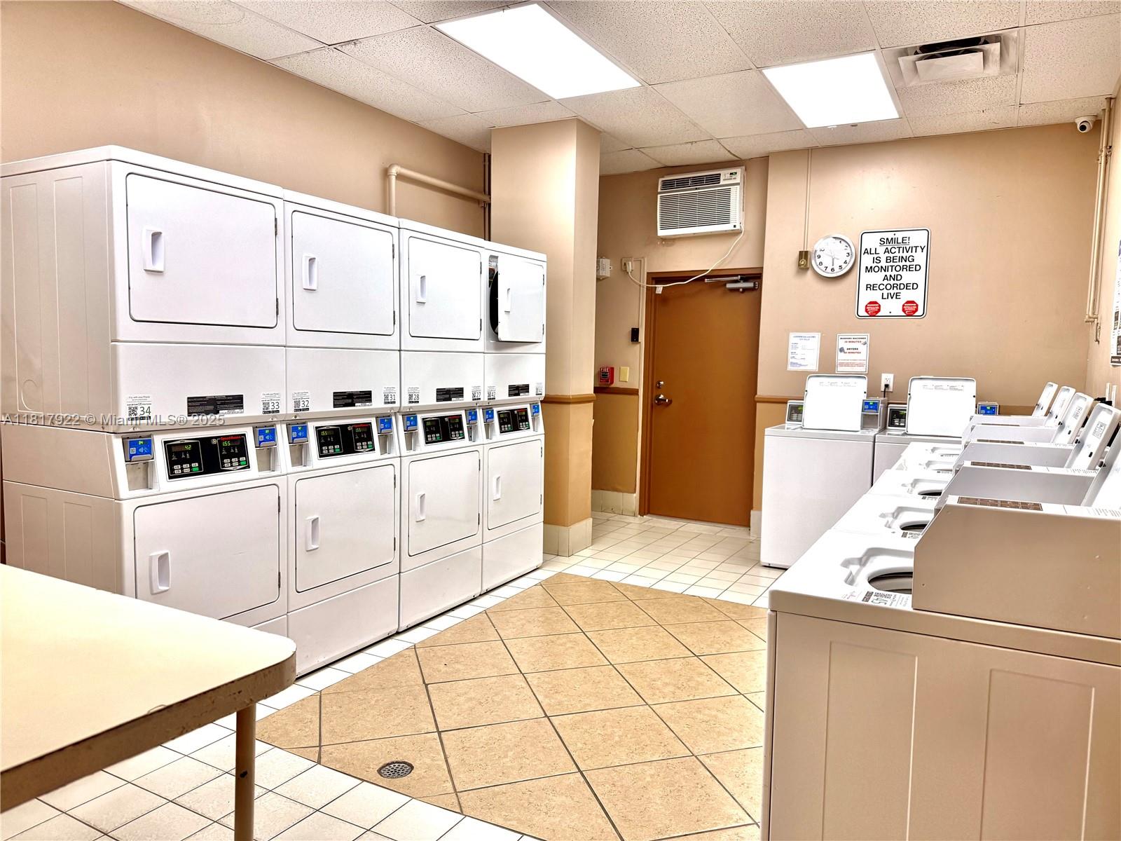 IMPERIAL TOWERS CONDO - Residential