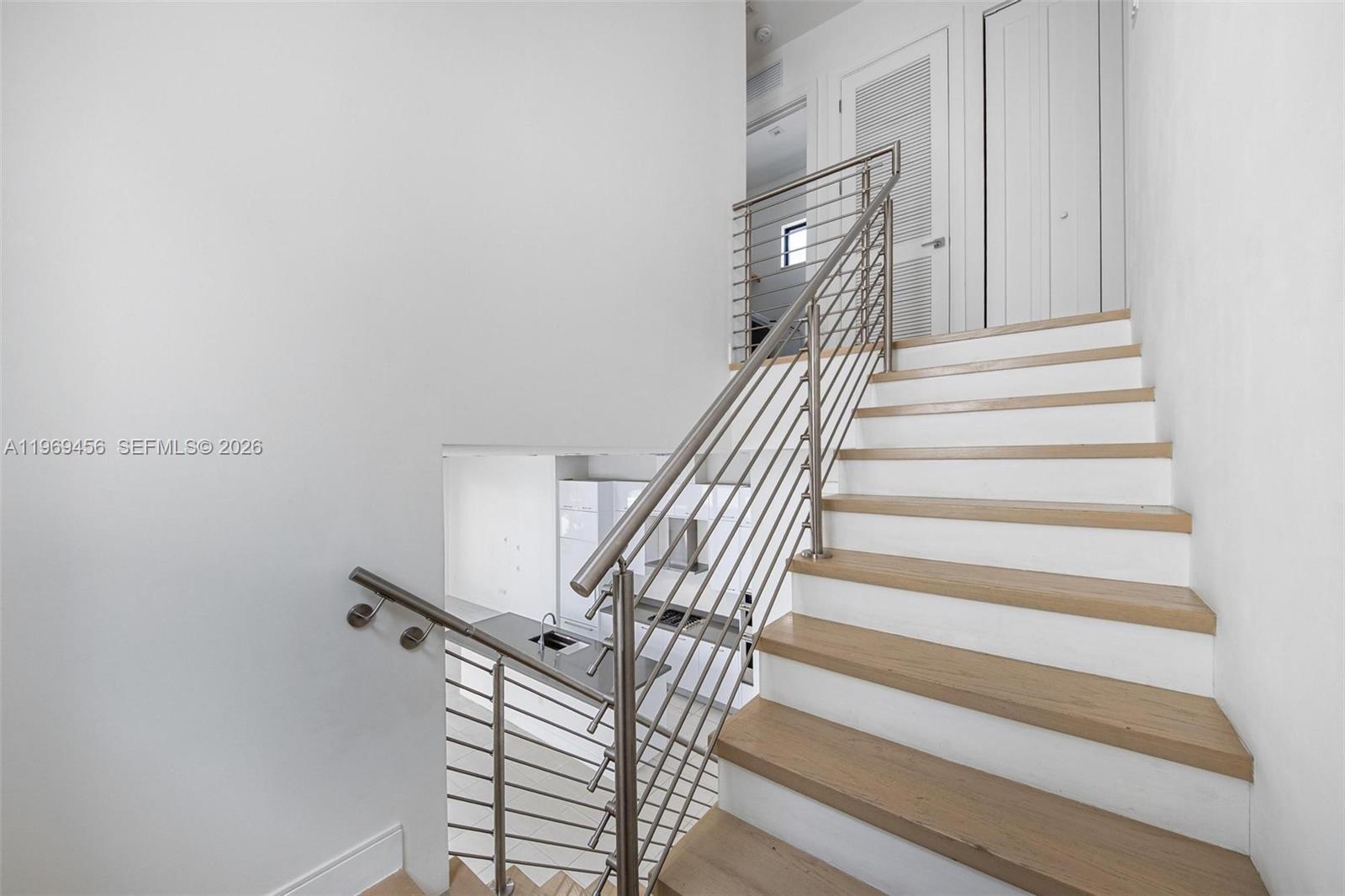 DOWNTOWN DORAL SOUTH PHAS - Residential Lease