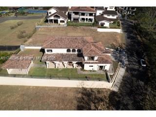 Cond. Bosque Escondido, Br - Residential