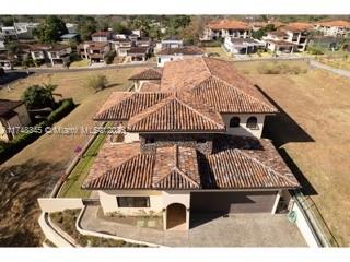 Cond. Bosque Escondido, Br - Residential