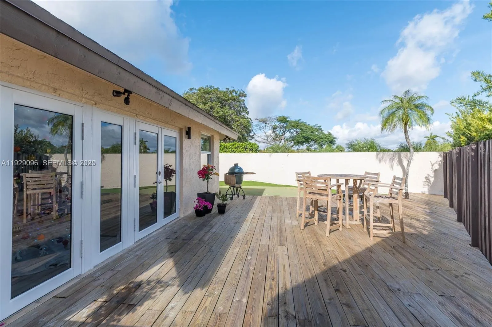 Miami, Florida 33176, United States, 4 Bedrooms Bedrooms, ,2 BathroomsBathrooms,Residential,Active,255144