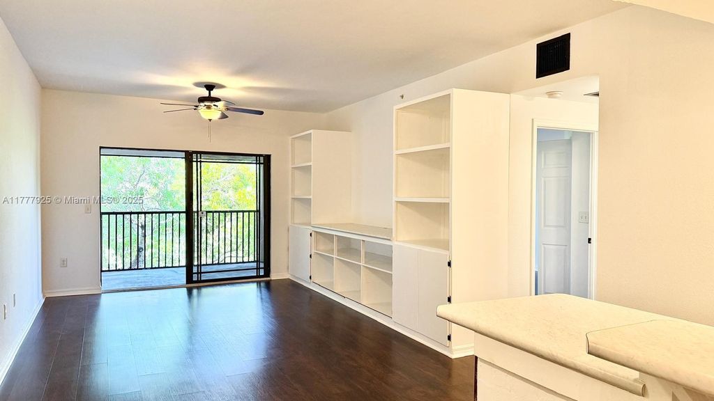 Photo of 2728 Anzio Ct #304, Palm Beach Gardens, FL 33410 (MLS # A11777925)