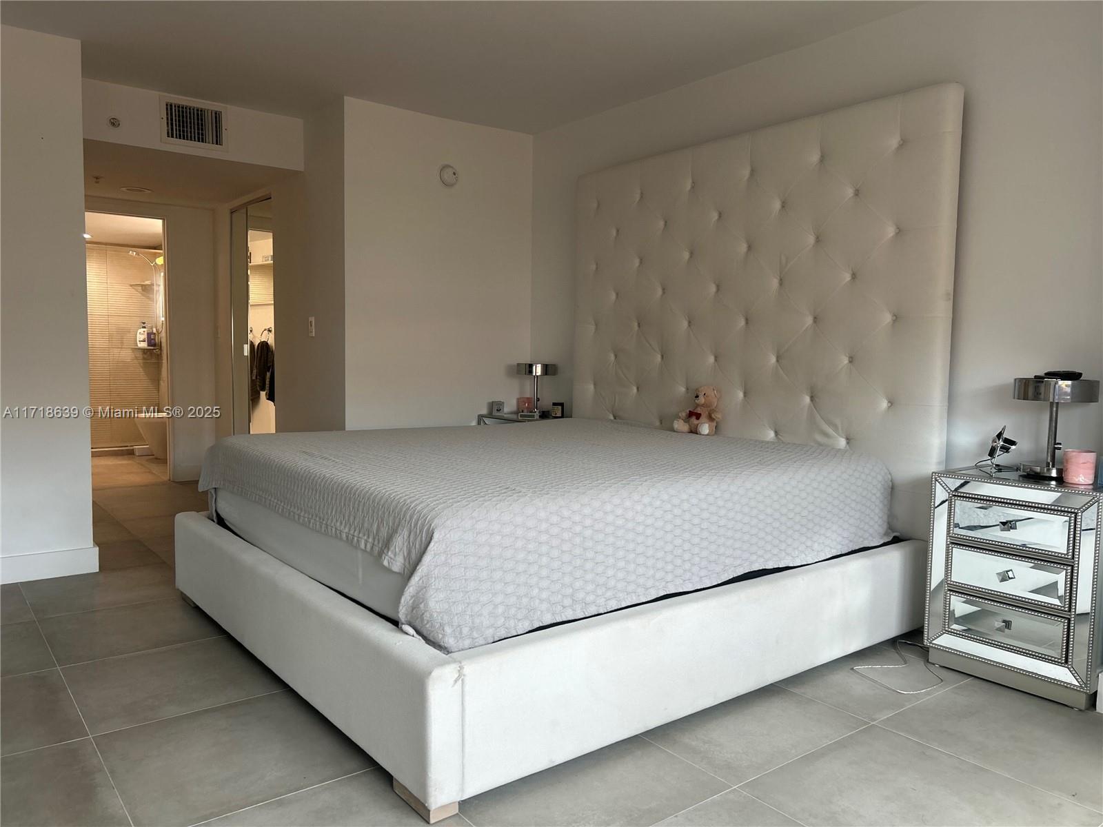 YACHT CLUB AT PORTOFINO C - Residential