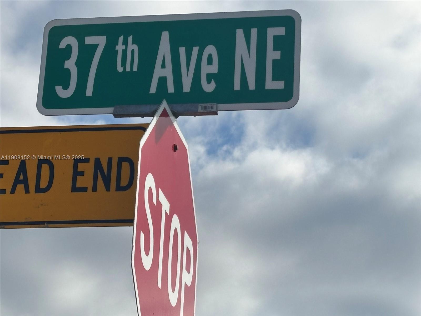 GOLDEN GATE ESTATES - Land