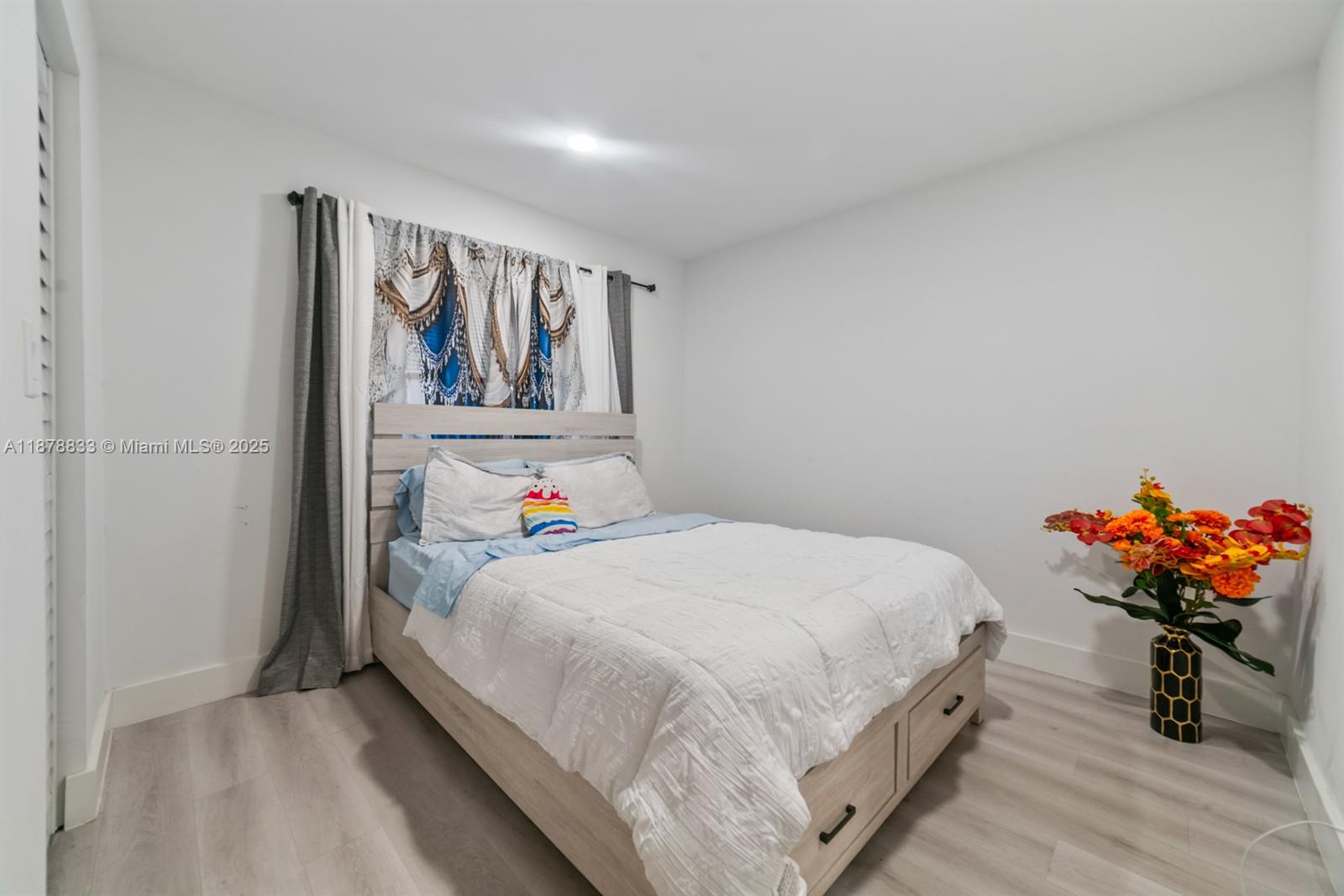 ARCH CREEK ESTS - Residential Income