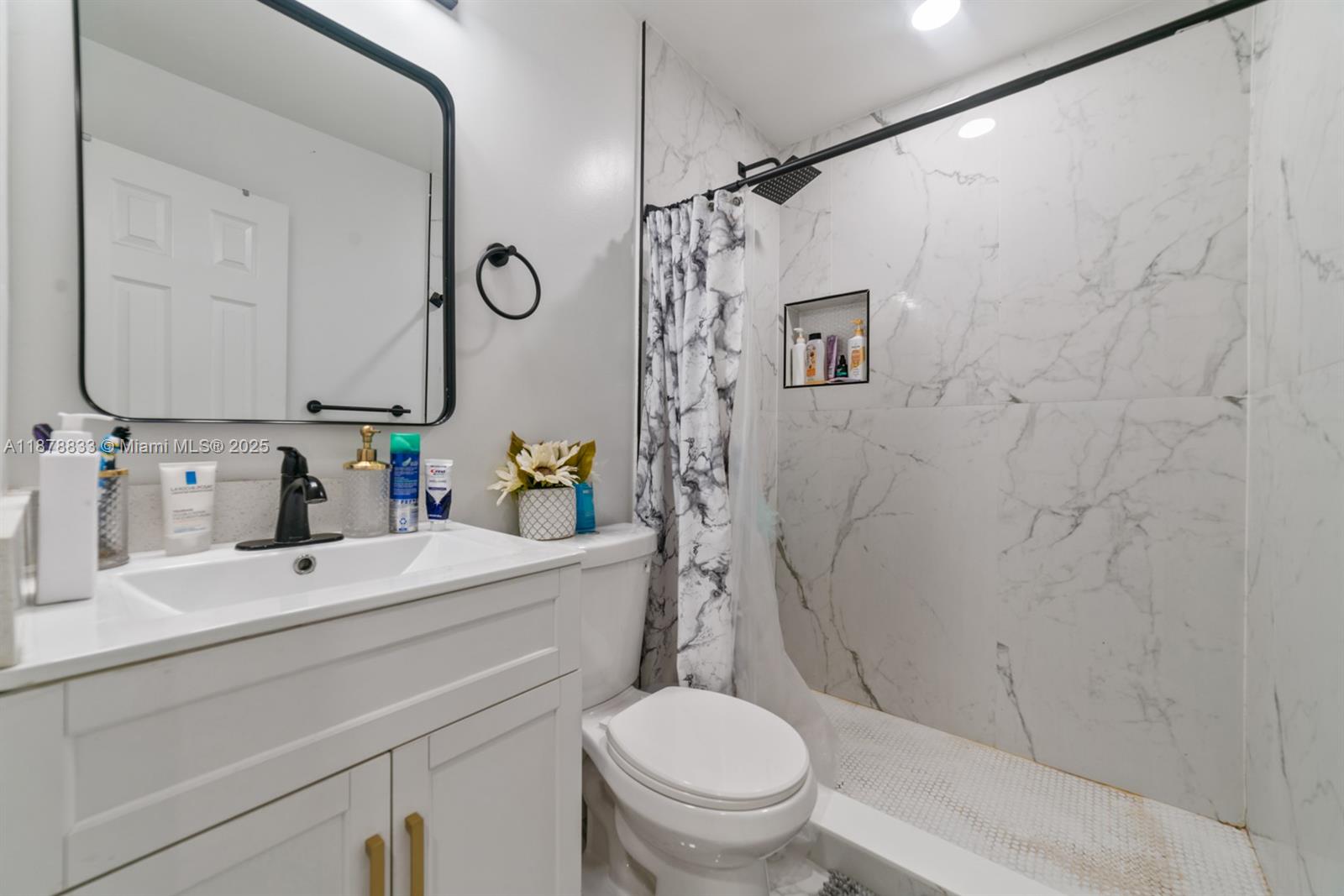 ARCH CREEK ESTS - Residential Income