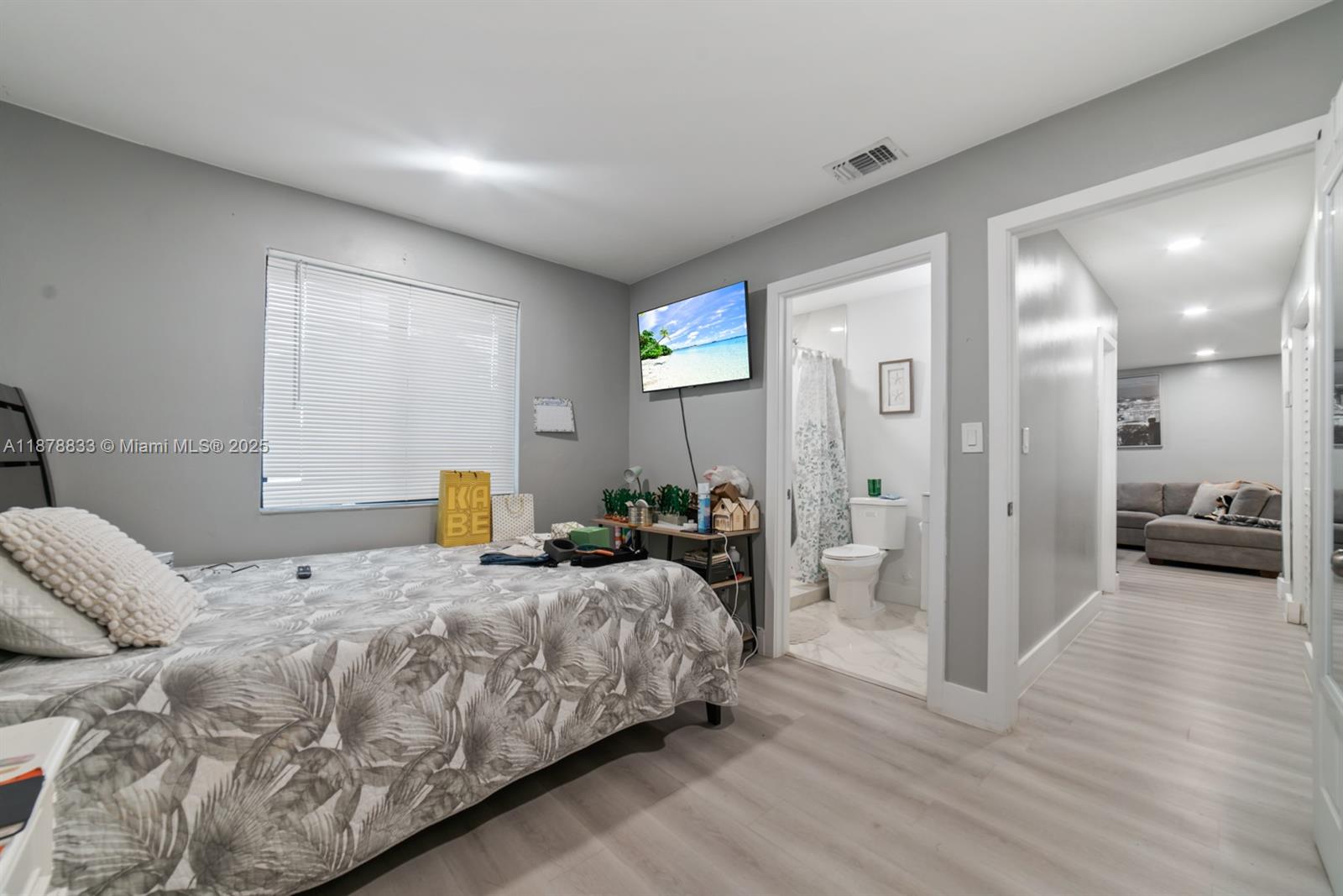 ARCH CREEK ESTS - Residential Income