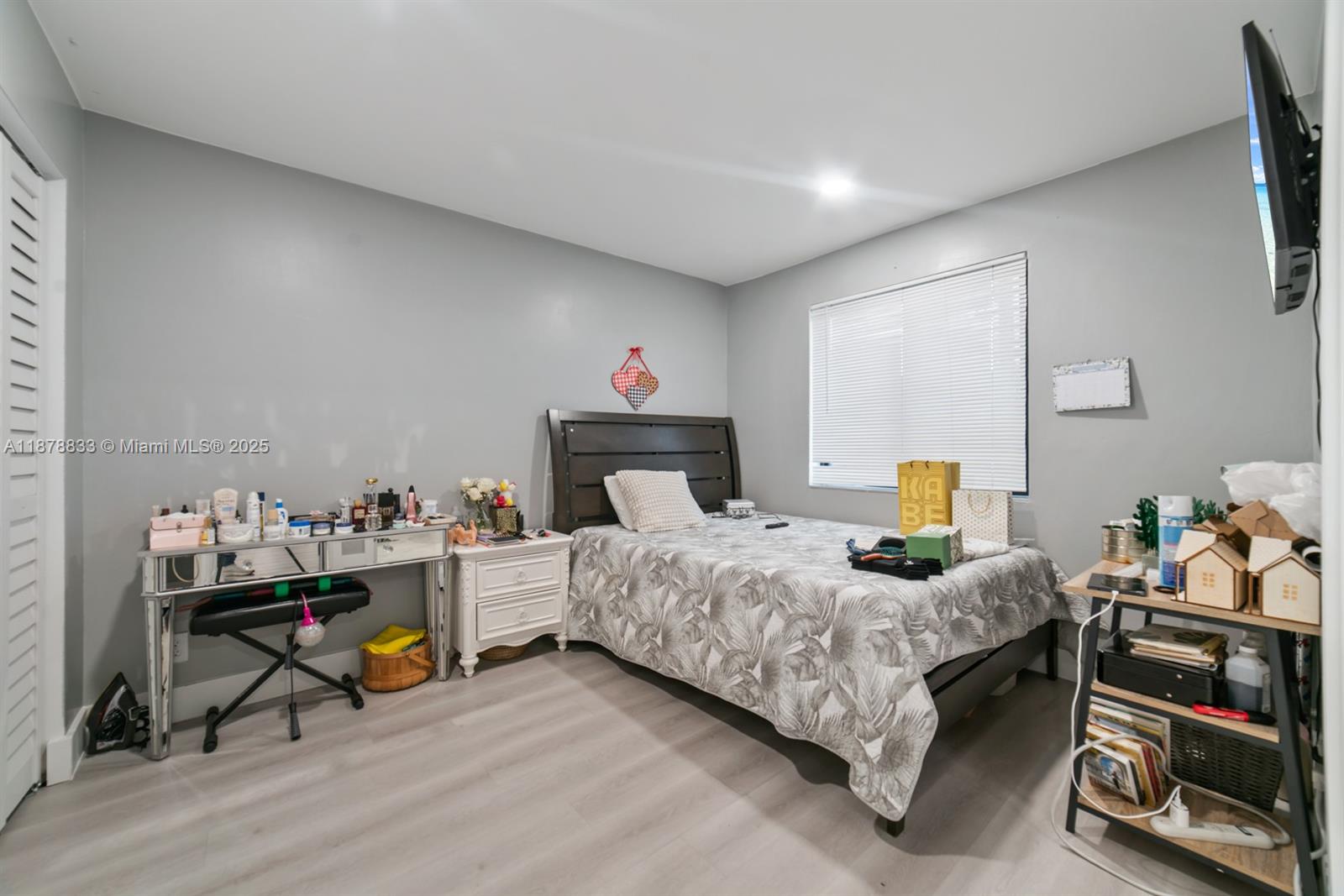 ARCH CREEK ESTS - Residential Income