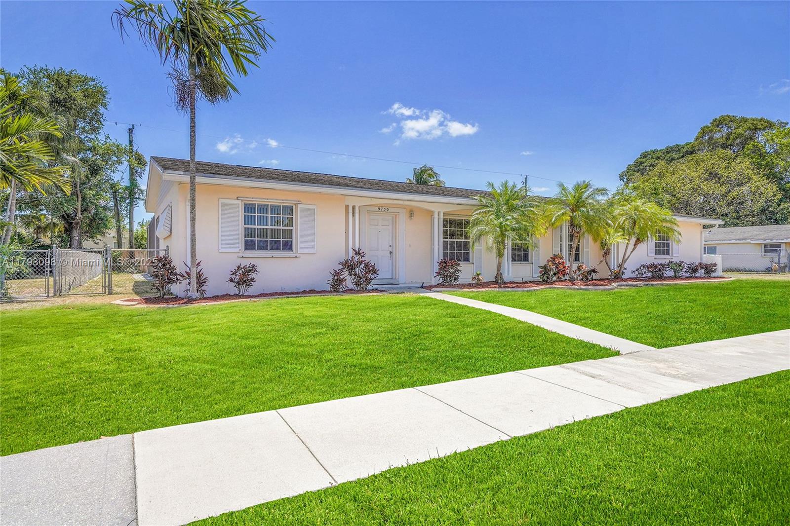 9750 SW 159th St